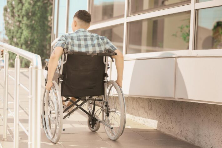 Adaptar vivienda para mayores o discapacitados