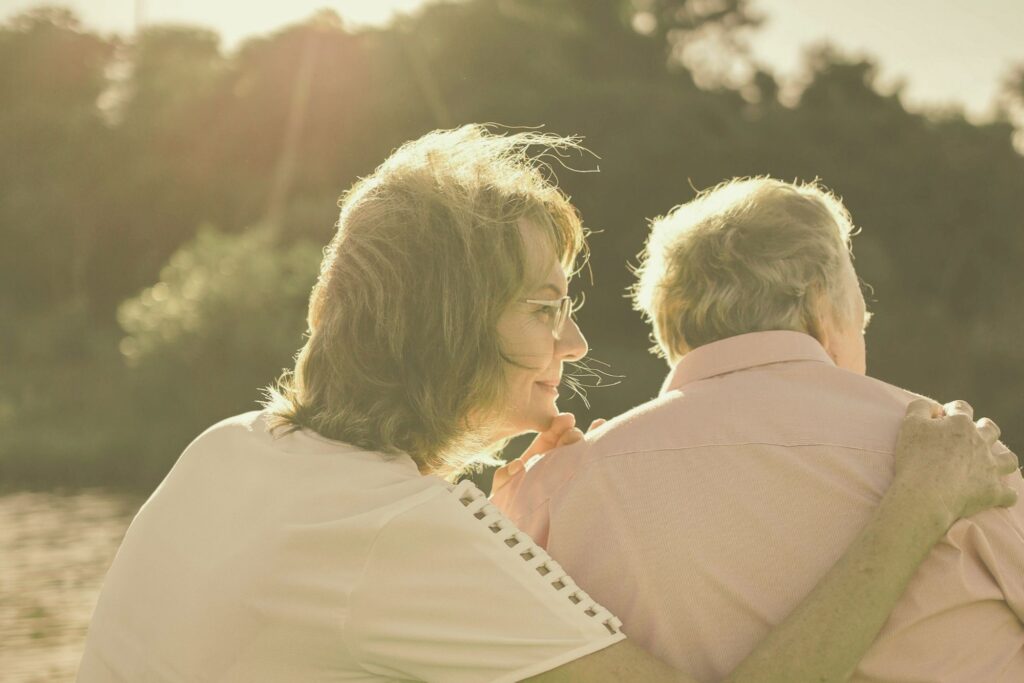 ¿Conviene vender la vivienda habitual de nuestros padres mayores de 65 años para pagar la residencia?